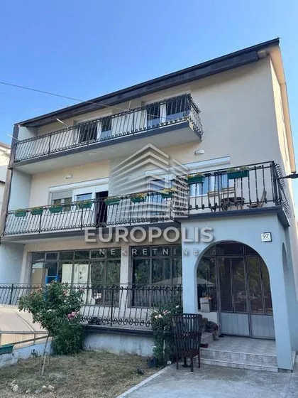 Novi Banovci | 4zida.rs