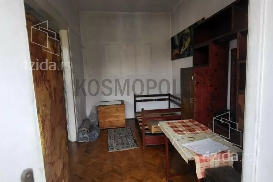 Četvoroiposoban stan | 4zida