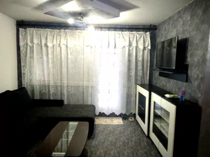 Sergeja Jesenjina 35 | 4zida.rs