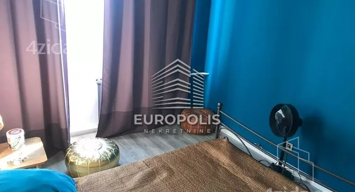 Četvoroiposoban stan | 4zida