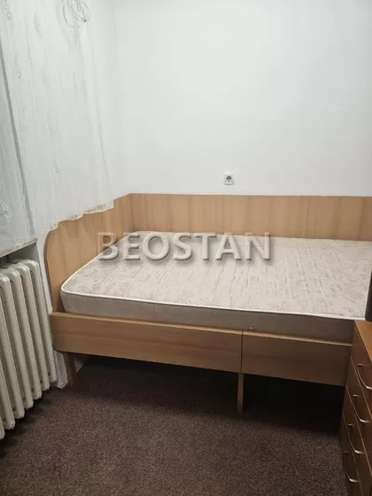 Grčica Milenka | 4zida.rs