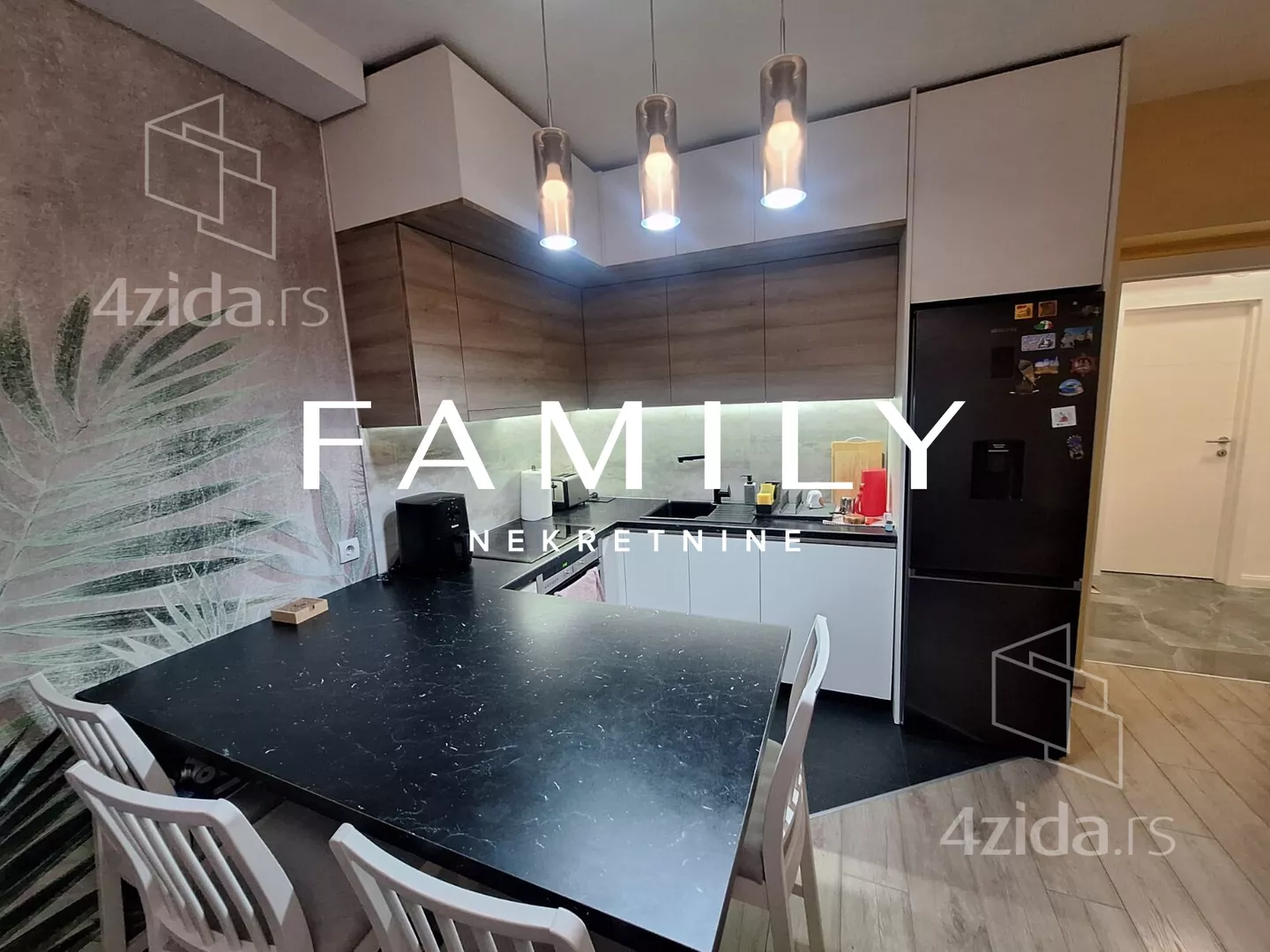 Dvoiposoban stan | 4zida