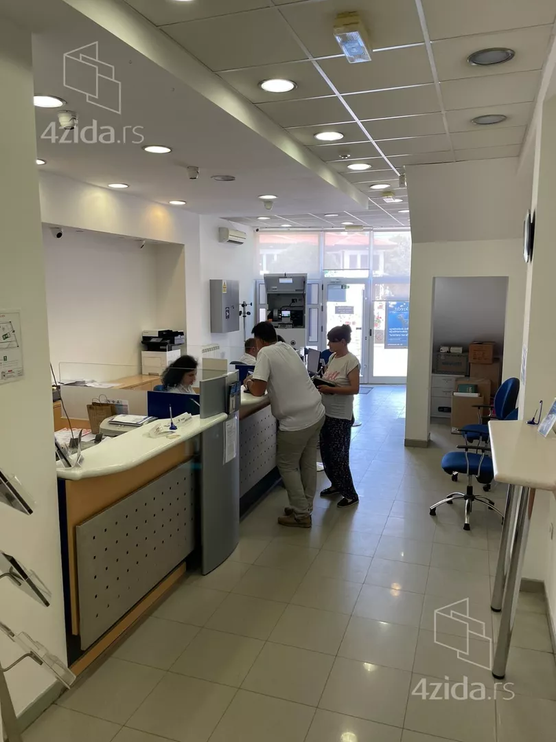 Poslovni prostor | 4zida