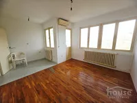 Železnička stanica, Banatić, Gradske lokacije, Novi Sad | 4zida.rs