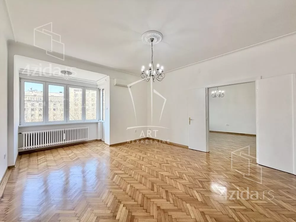 Četvoroiposoban stan | 4zida