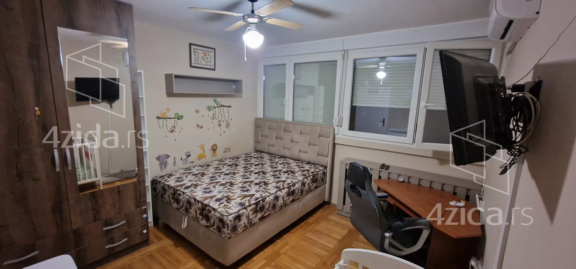 Jednoiposoban stan | 4zida