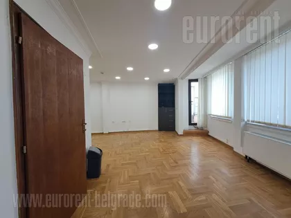 KNEZ MIHAILOVA | 4zida.rs