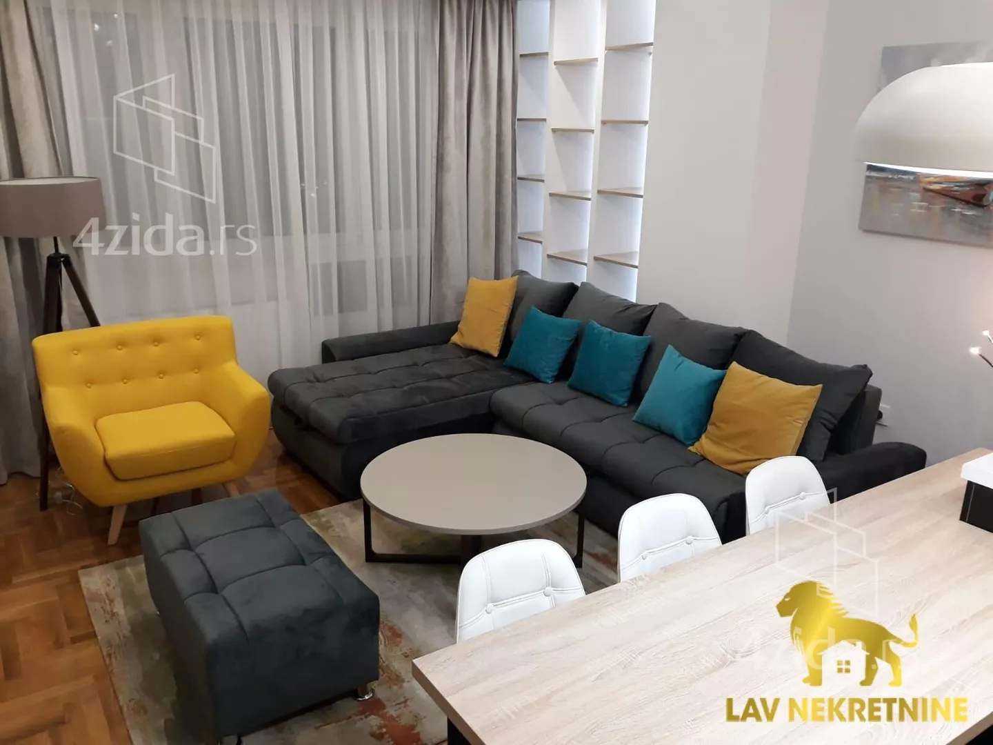 Dvoiposoban stan | 4zida