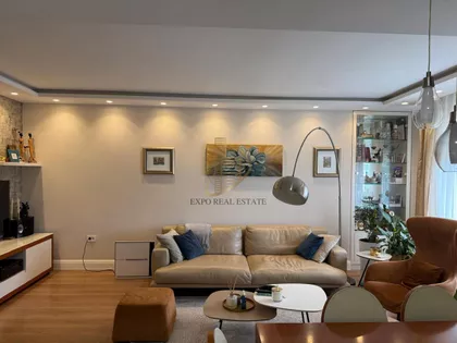 KRALJEVIĆA MARKA | 4zida.rs