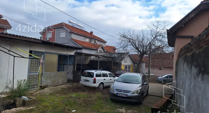 Građevinsko zemljište | 4zida