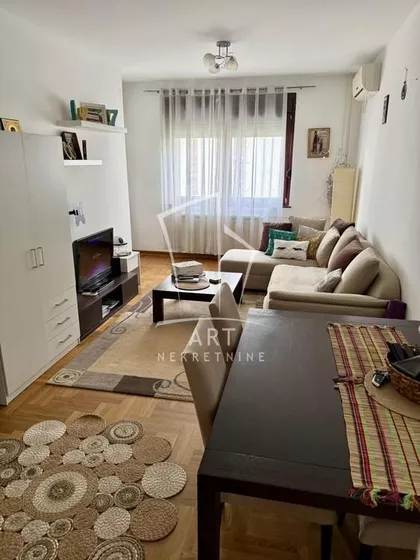 Kneginje Julije | 4zida.rs
