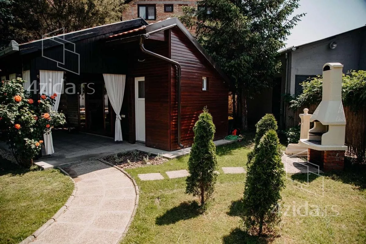 Kuća | 4zida