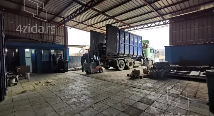 Lokal | 4zida