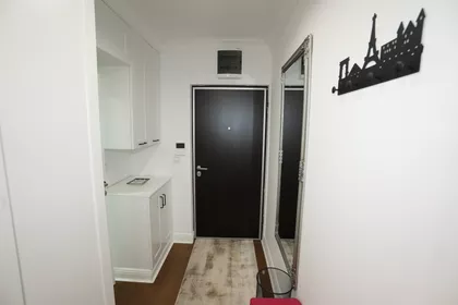 Crveni Krst Zvezdara | 4zida.rs