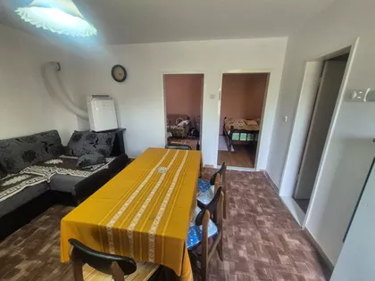 Vikend Naselje | 4zida.rs