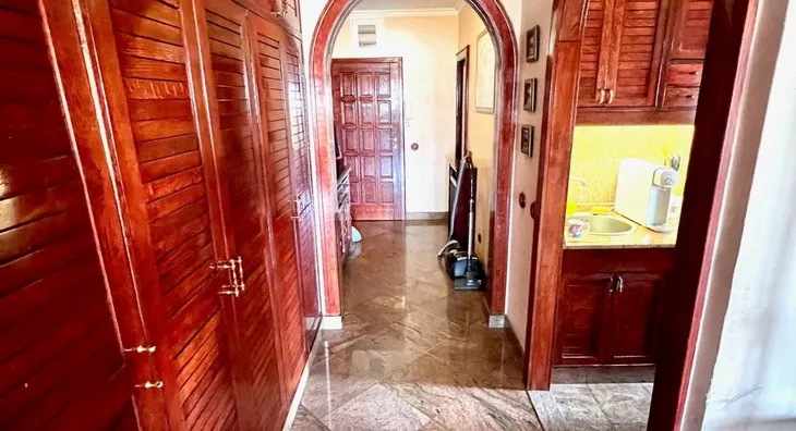 Šestosoban stan | 4zida
