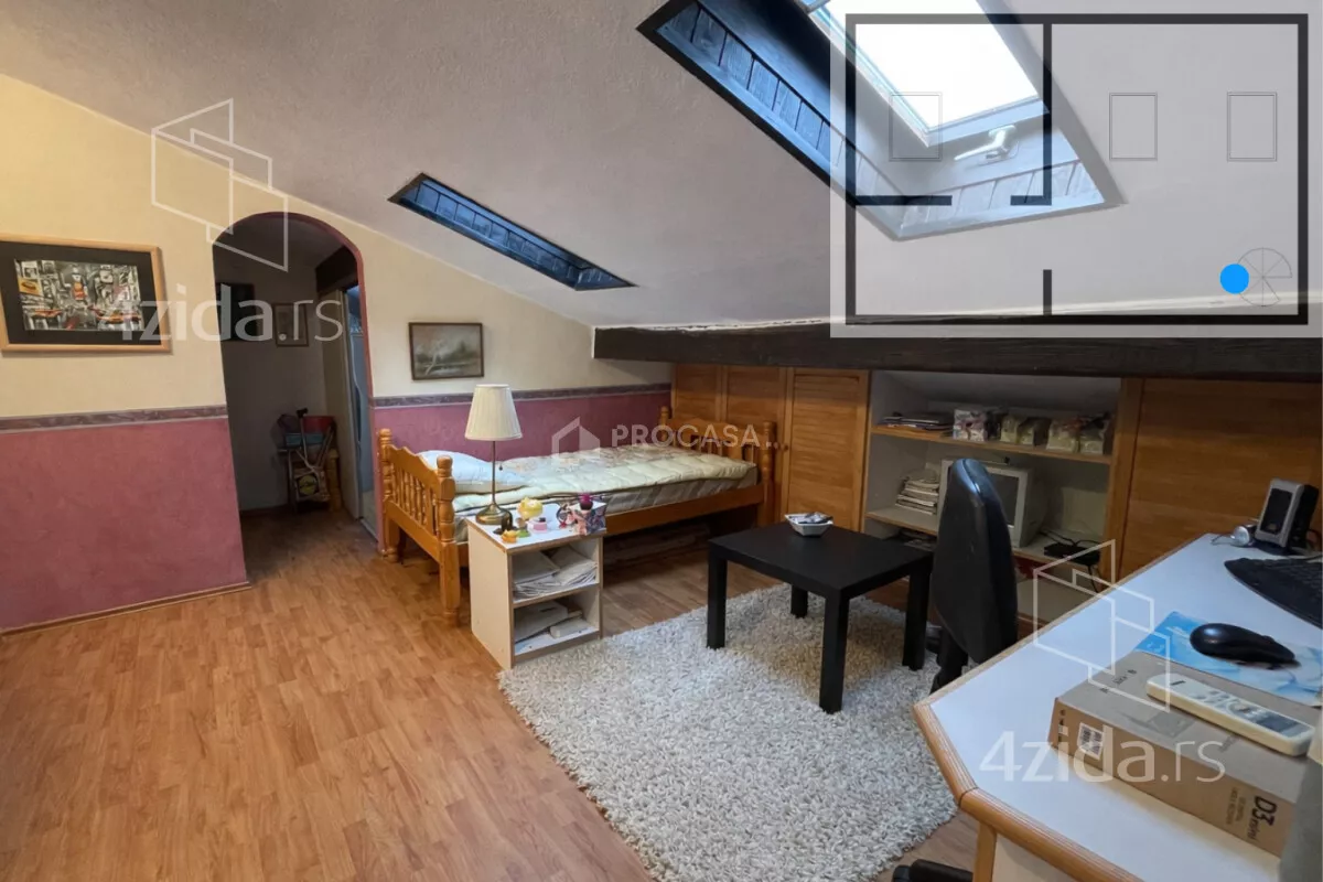 Troiposoban stan | 4zida