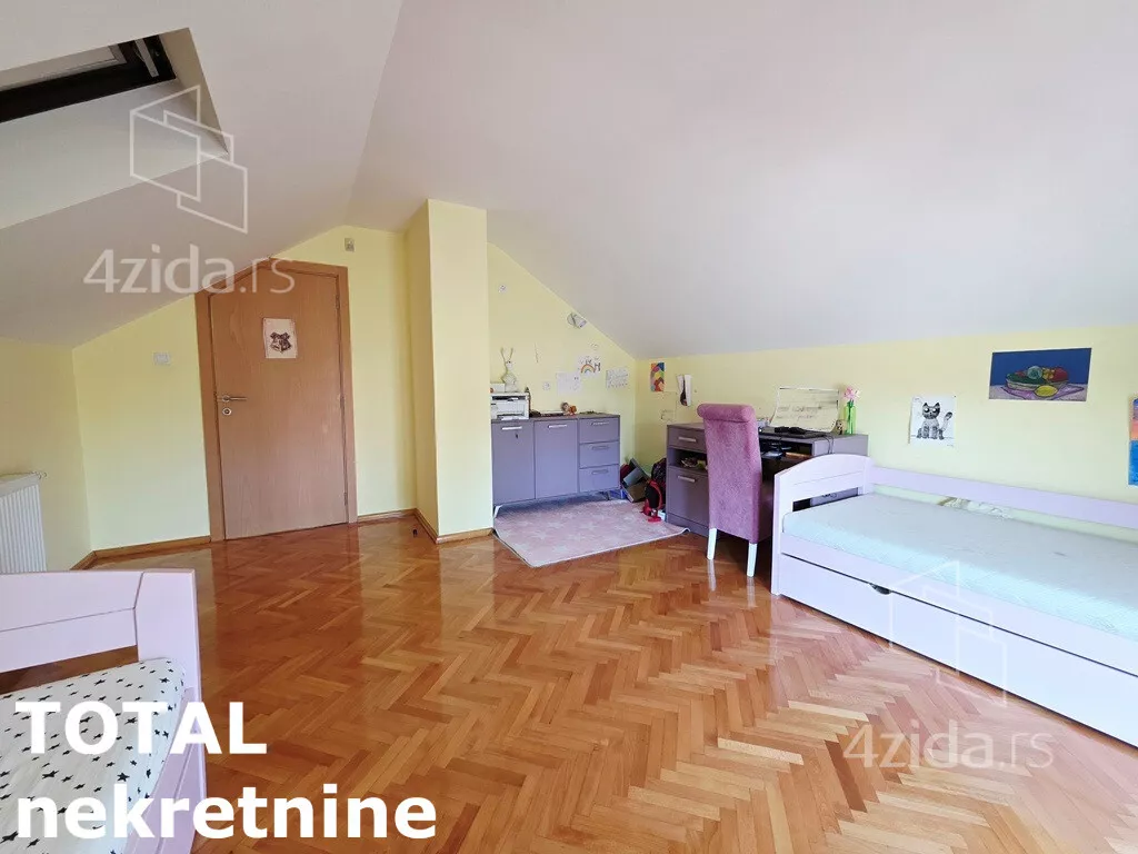 Kuća | 4zida