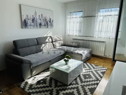Generala Černjajeva | 4zida.rs