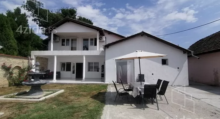 Kuća | 4zida