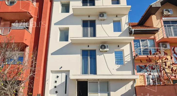 3-etažna kuća | 4zida