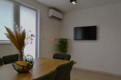 Crveni Krst | 4zida.rs