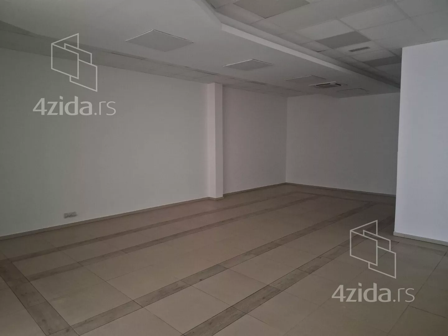 Lokal | 4zida