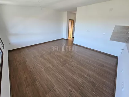 Belog narcisa | 4zida.rs