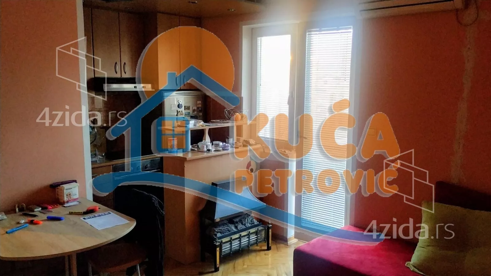 Jednoiposoban stan | 4zida