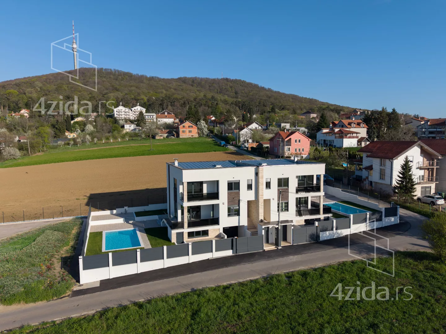 3-etažna kuća | 4zida