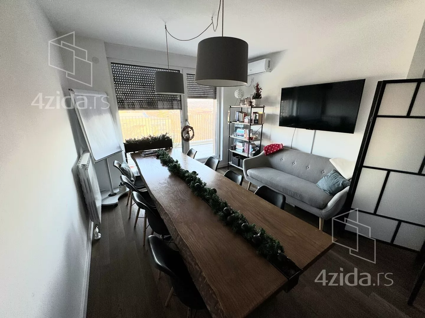 Dvoiposoban stan | 4zida