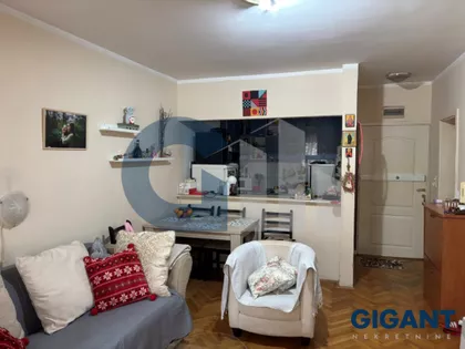 Bata Lakina | 4zida.rs