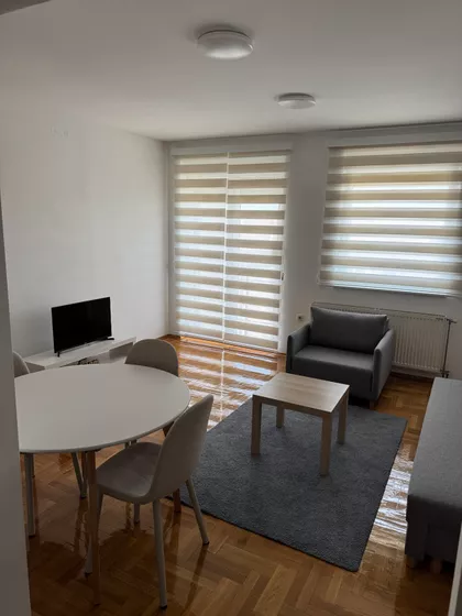 Bulevar Cara Lazara 110 | 4zida.rs