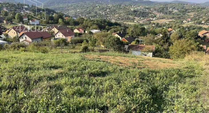 Plac | 4zida
