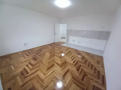 Železnička stanica | 4zida.rs