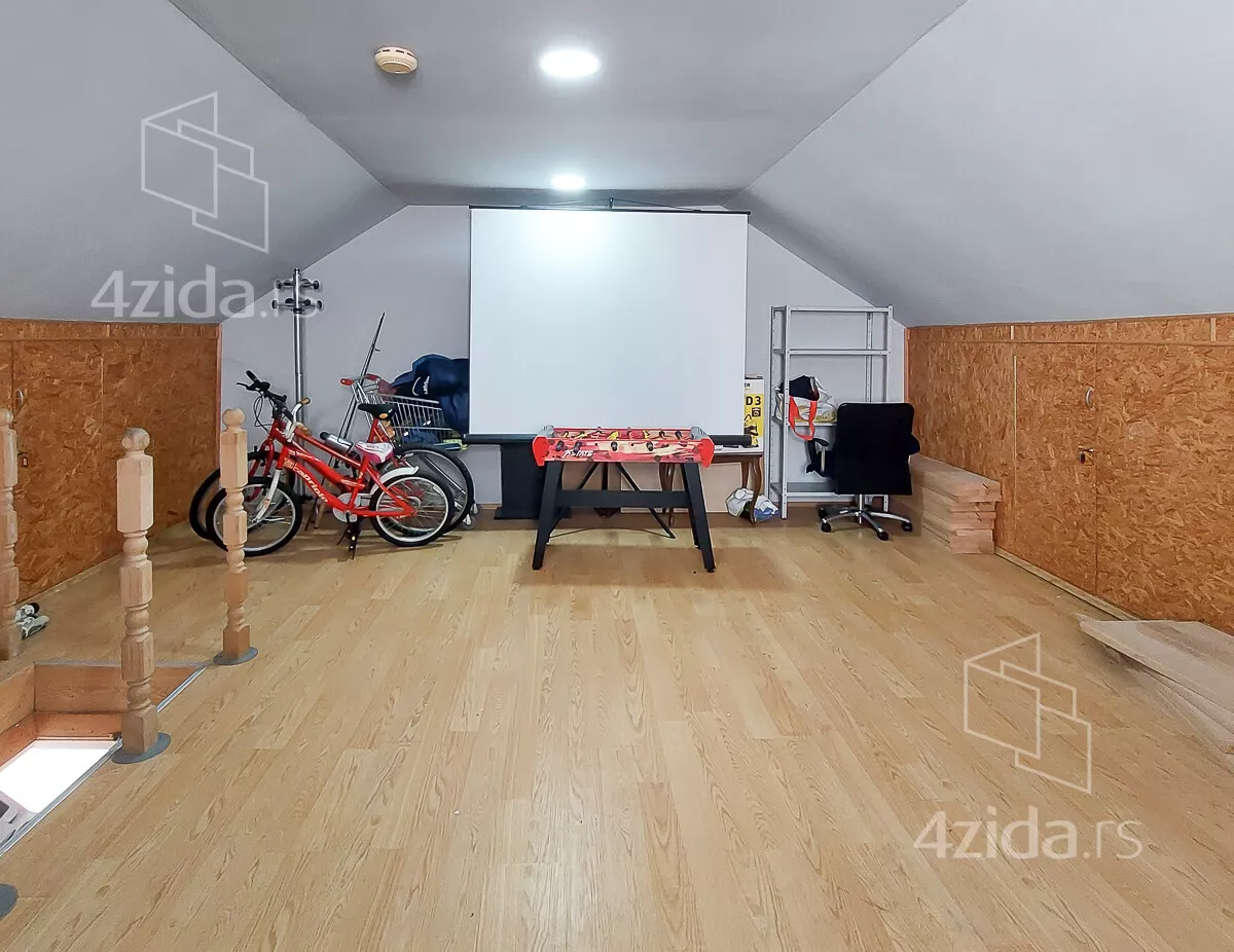 Kuća | 4zida