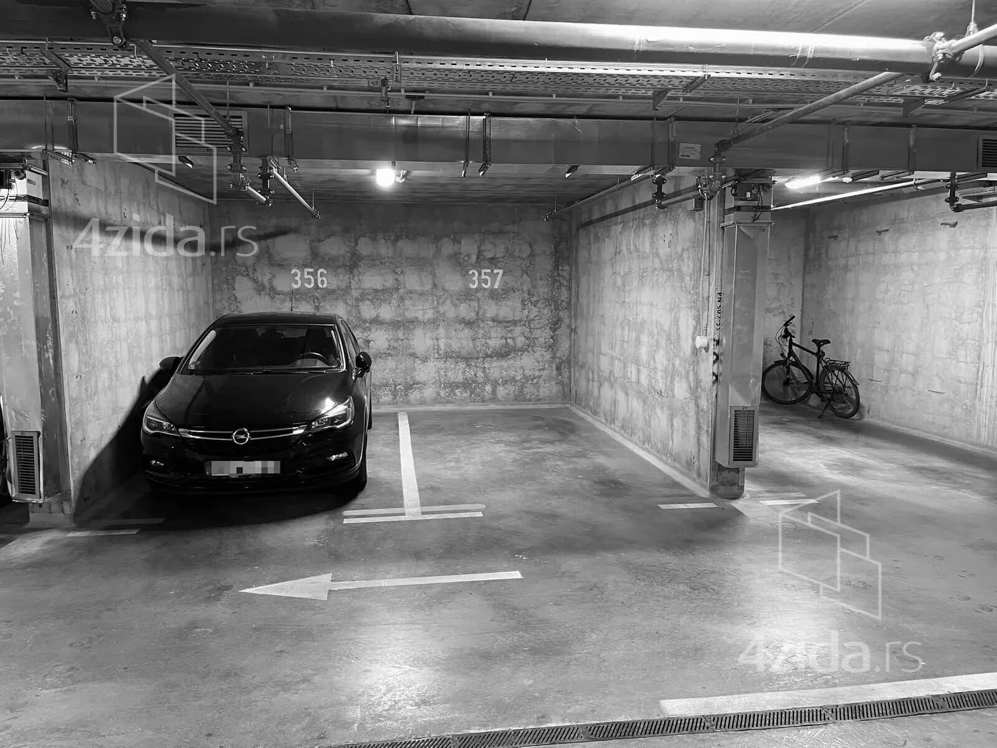Garaža | 4zida
