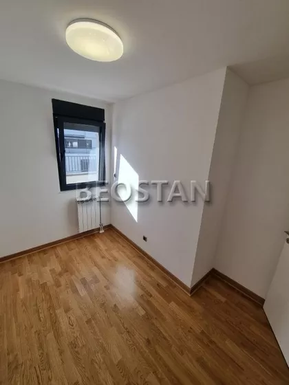 Vojvodjanska | 4zida.rs