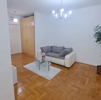 Mačvanska | 4zida.rs