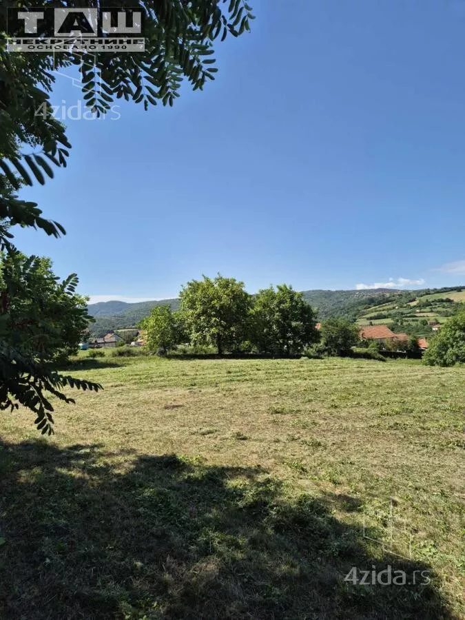 Plac | 4zida