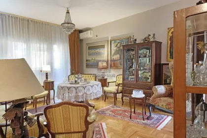 Crveni Krst Vračar | 4zida.rs