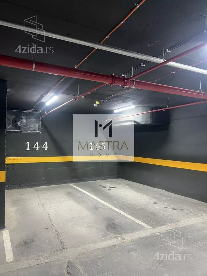 Garaža/Parking | 4zida