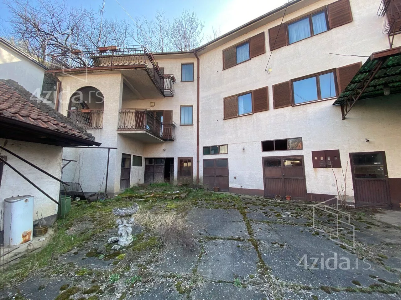 3-etažna kuća | 4zida