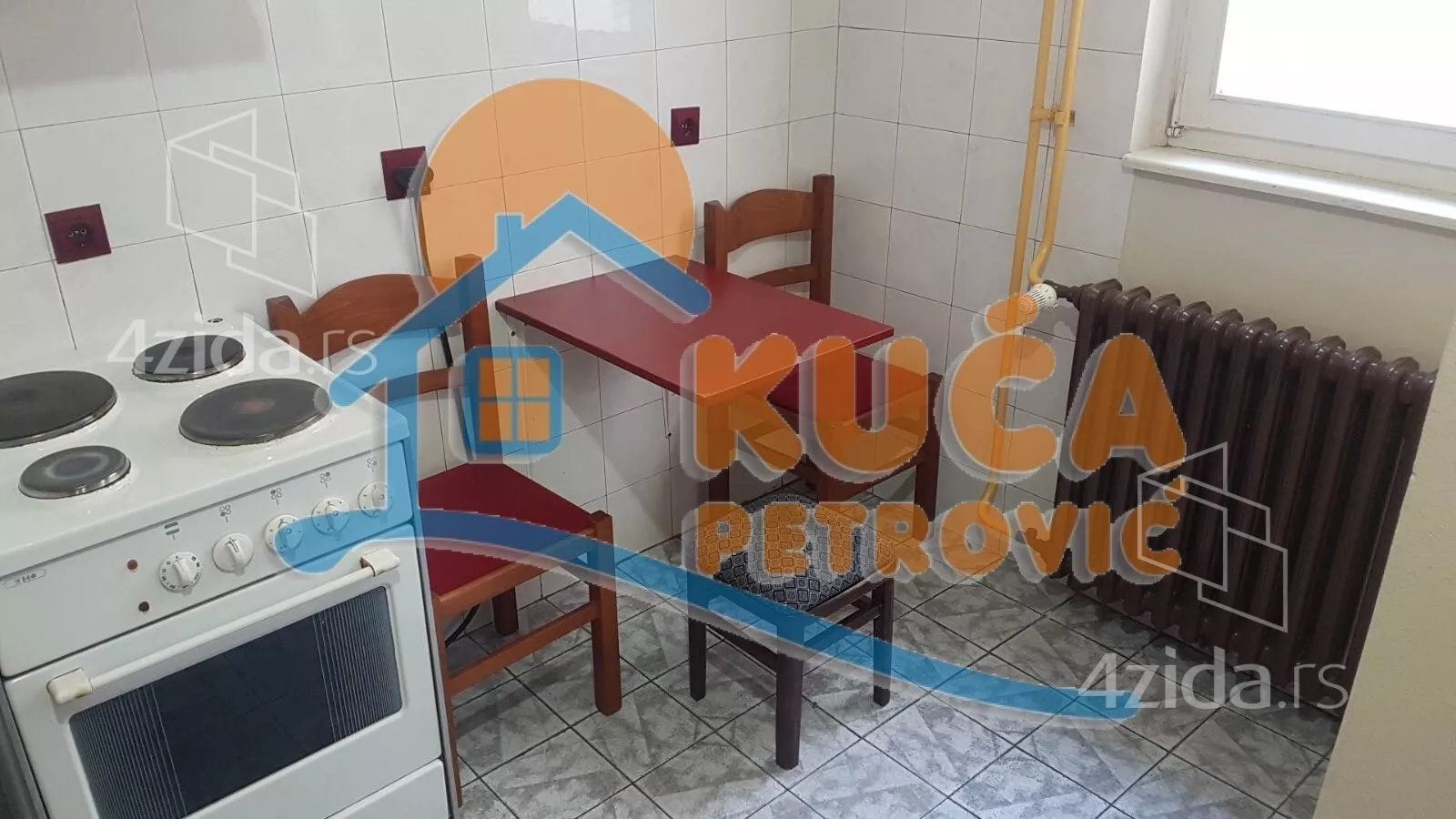 Troiposoban stan | 4zida