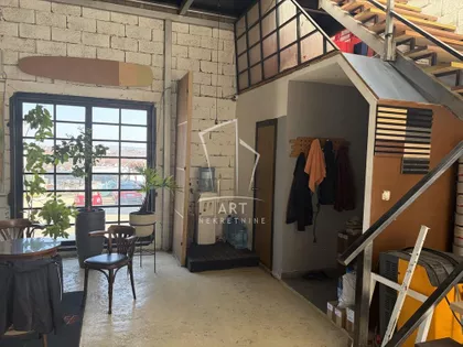 Bekerelova | 4zida.rs