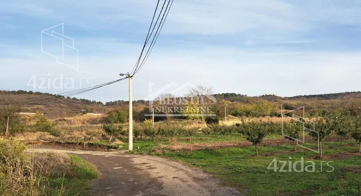 Građevinsko zemljište | 4zida