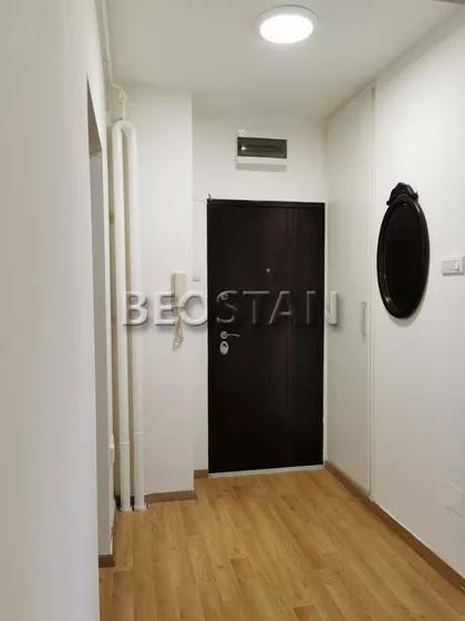 Omladinskih brigada | 4zida.rs