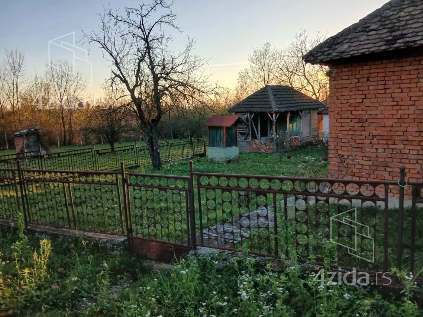 Građevinsko zemljište | 4zida