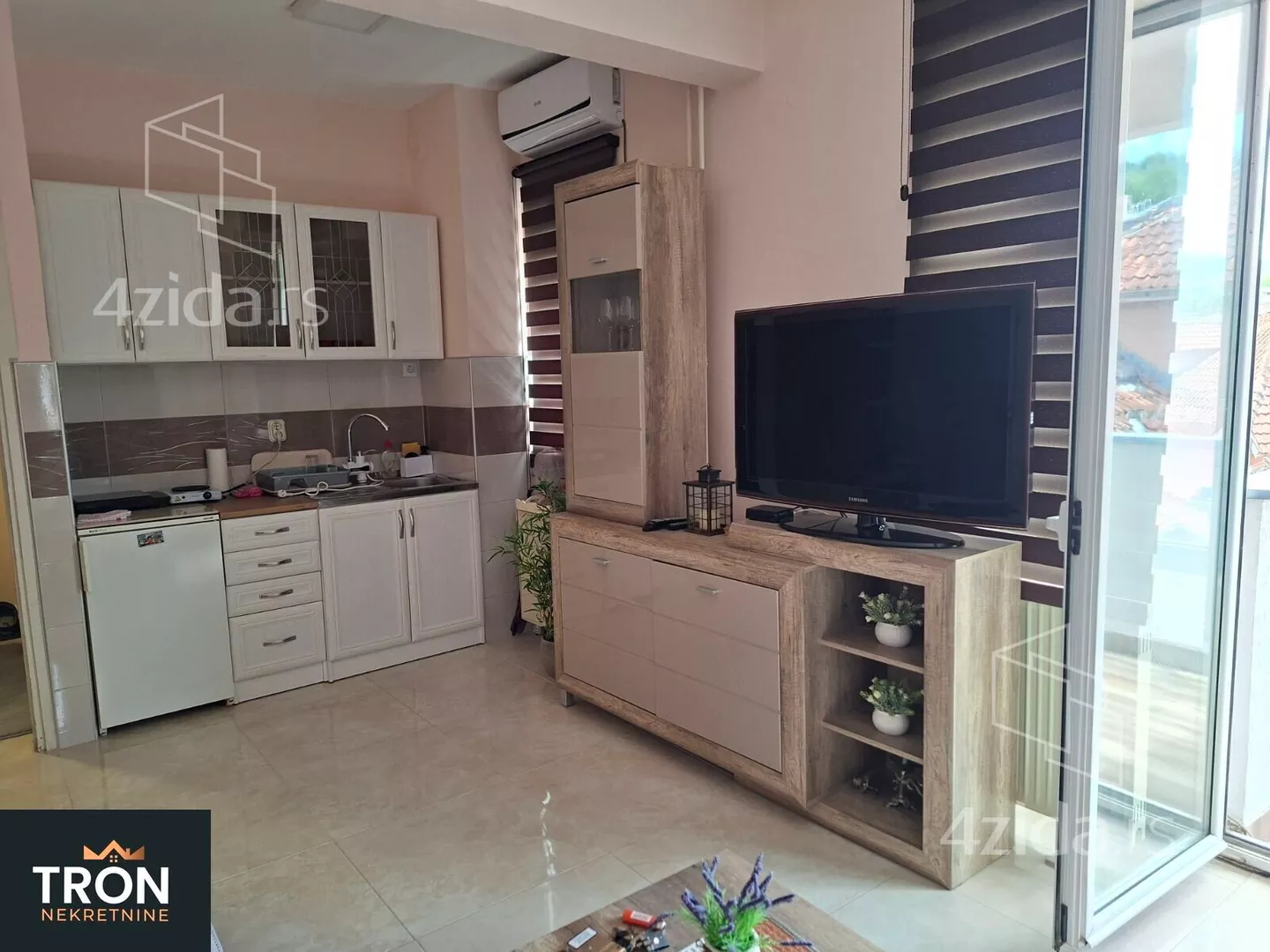Garsonjera | 4zida