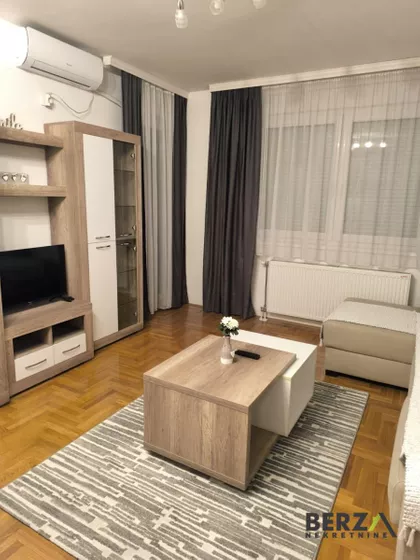 Bulevar Patrijarha Pavla (Somborski Bulevar) | 4zida.rs